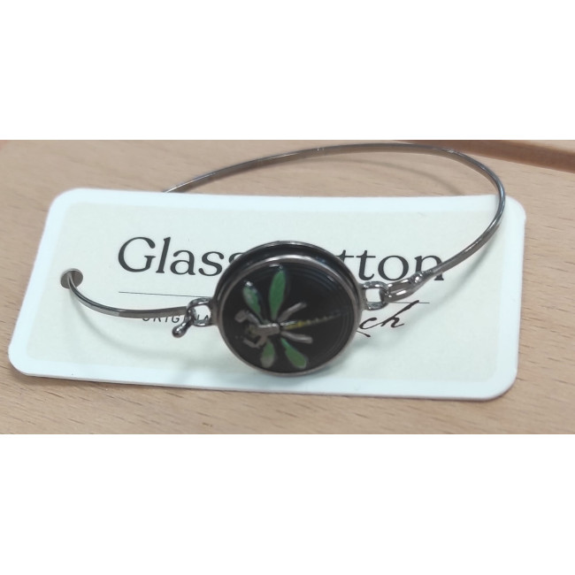 Dragonfly green